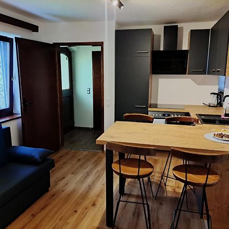 Perfekte Lage! Ganze Wohnung Burgblick Residenz Sankt Veit an der Glan-i járás Kültér fotó