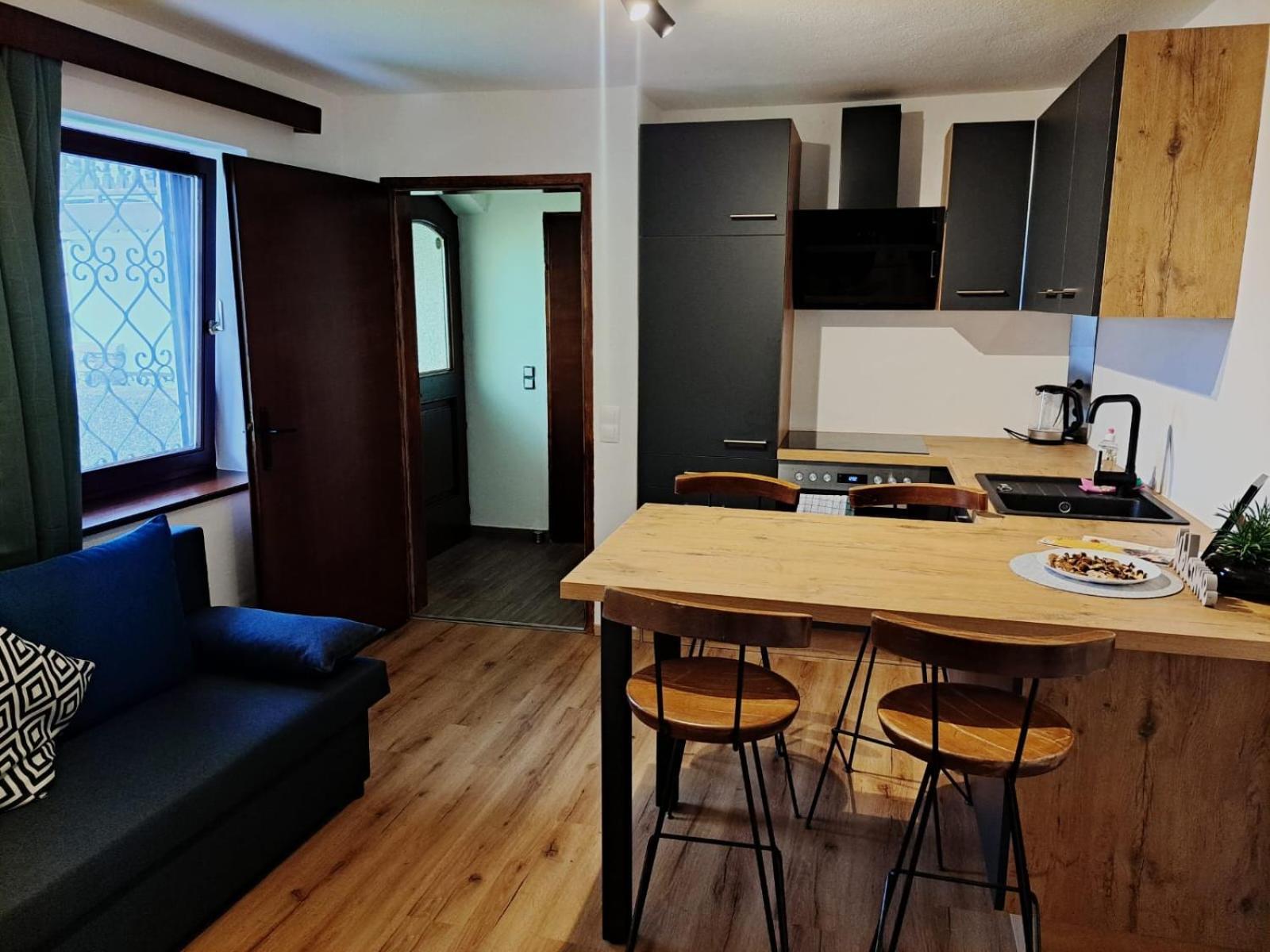 Perfekte Lage! Ganze Wohnung Burgblick Residenz Sankt Veit an der Glan-i járás Kültér fotó